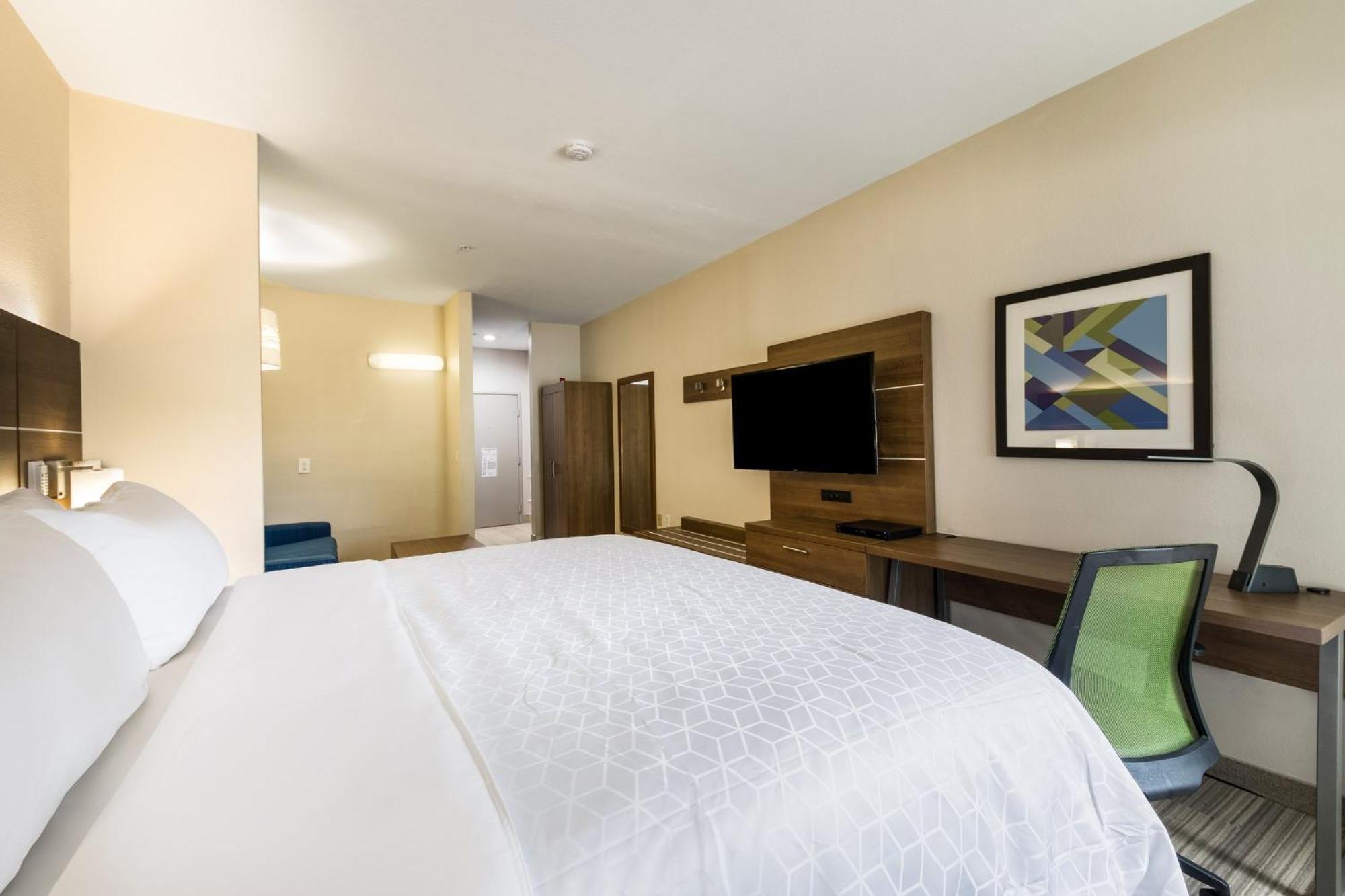Holiday Inn Express Hotel & Suites Columbus By Ihg Dış mekan fotoğraf