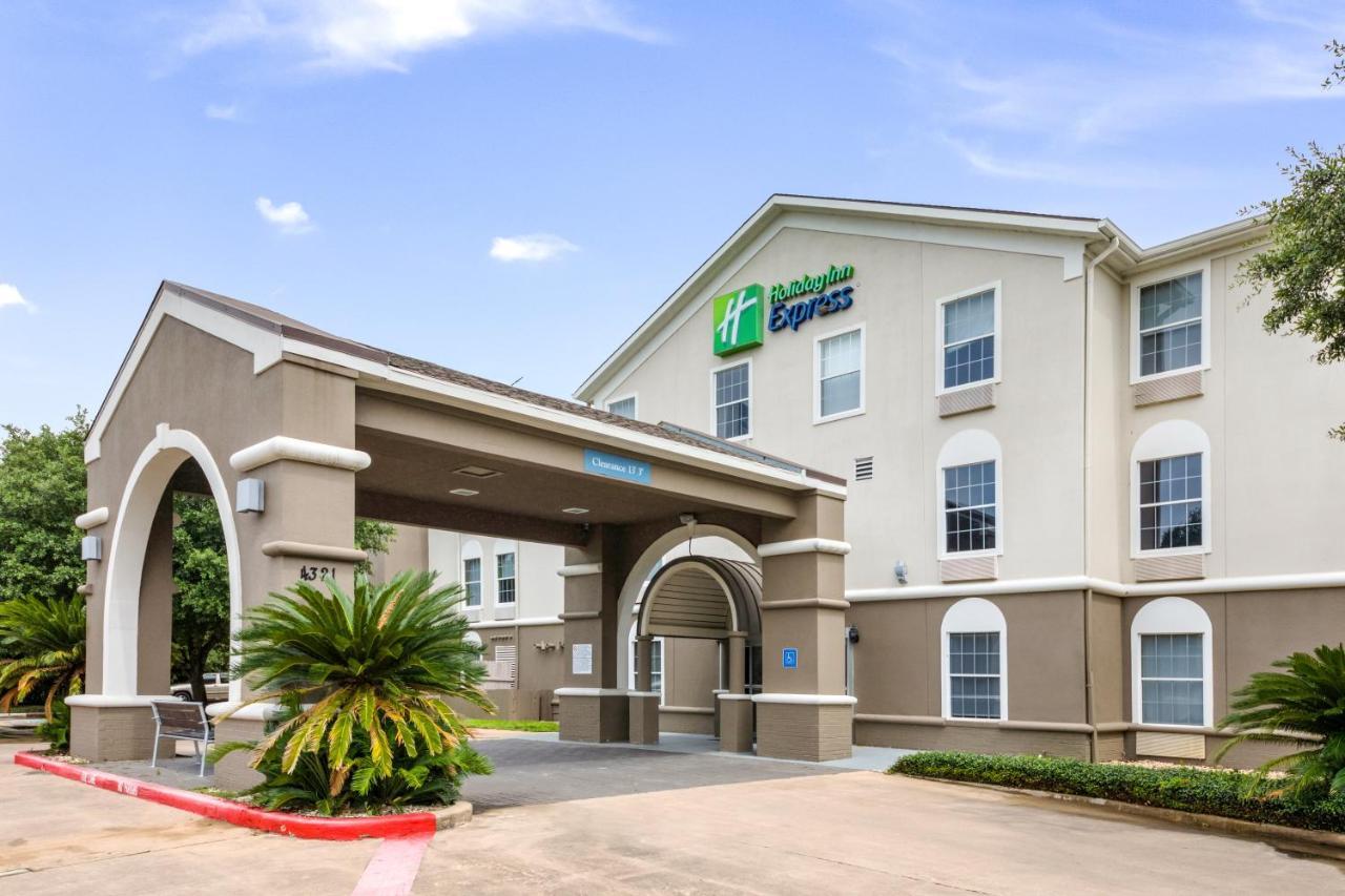 Holiday Inn Express Hotel & Suites Columbus By Ihg Dış mekan fotoğraf